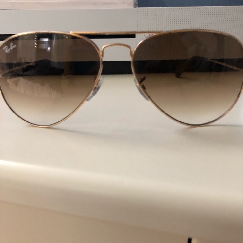 ON SALE! Ray-Ban Aviators ☀️